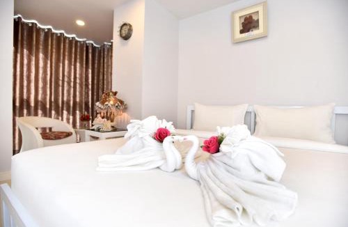 Thung Maha Mek Hotel | Parvena Hotel Sathorn
