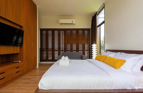 Khlong Tan Nuea House | Gather at Phrom Phong