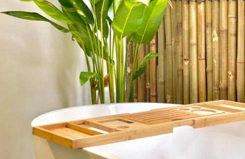 Phnom Penh City Centre Apartment | Studio in quite villa with Pool