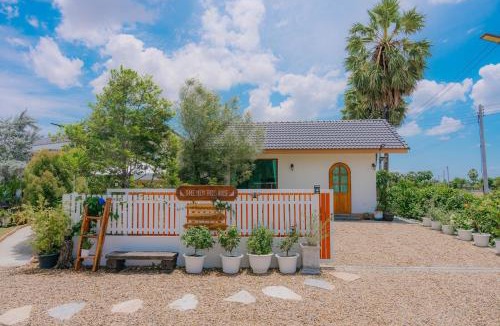 U Thong House | Three Neem Trees House