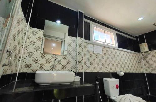 Tha Sala Hotel | Phangpring Beach Resort
