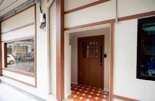 Wang Burapha Phirom Apartment | Charoen One - เจริญกรุง 1