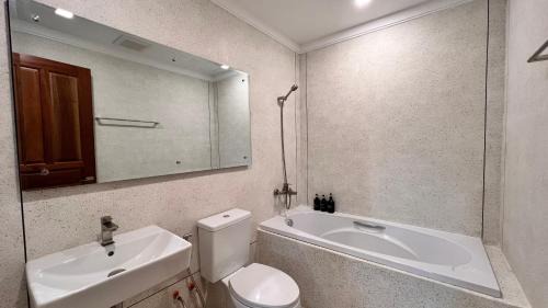 Chamkar Mon Apartment | Phuthun Residence BKK