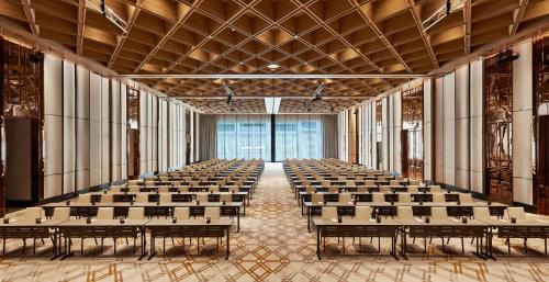 Nana Hotel | Hyatt Regency Bangkok Sukhumvit