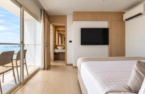 Na Chom Thian Hotel | Worita Cove Hotel