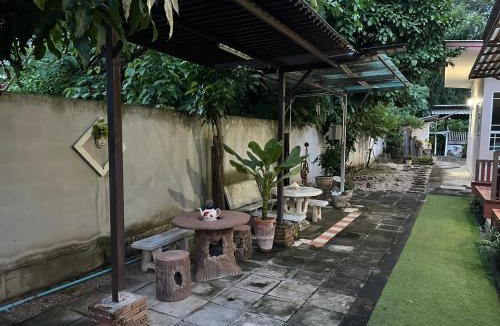 Lampang Hotel | Little Guesthouse KadKongTa