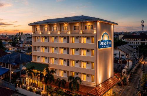 Ban Chang Hotel | Days lnn by Wyndham Rayong Utapao เดย์ อินน์ บาย วินด์แฮม ระยอง อู่ตะเภา
