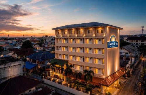 Ban Chang Hotel | Days lnn by Wyndham Rayong Utapao เดย์ อินน์ บาย วินด์แฮม ระยอง อู่ตะเภา