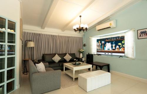 Na Kluea Villa | MaMa Beach Pool Villa Pattaya