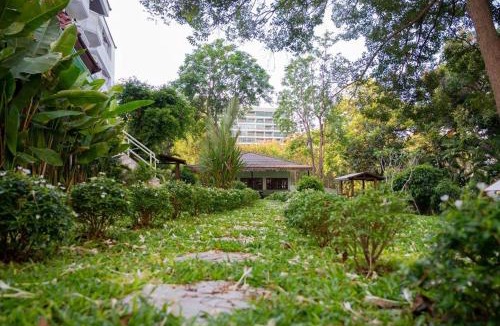Pratumnak Hill Hotel | Hillside Resort