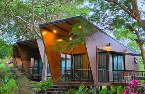 Mae Kon Hotel | 2Someplace