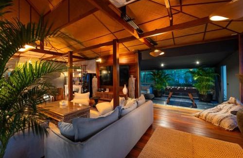 Bophut Villa | Villa Hidden Cove 6BR Ocean Front Near Fisherman's Village