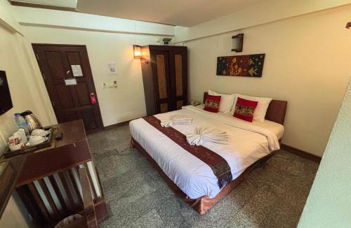 Tha Sala Hotel | Sunday Rainforest Chiangmai Hotel