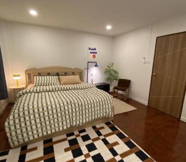Chang Phueak Villa | Localist at JedYod near Maya Nimman