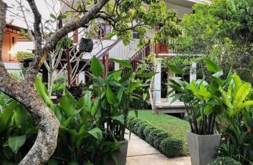 Suan Luang Resort | Baan Suan Amphawa