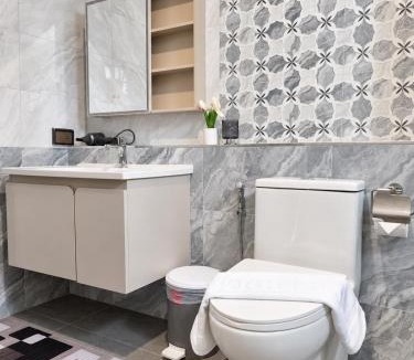 Nimman House | Ja Ja James Villa @ Nimman | 5BR 6BA Group Stay