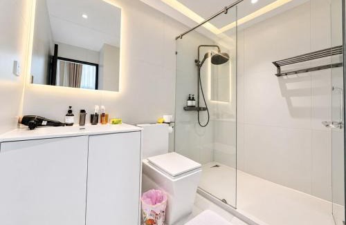 Central Pattaya Villa | Rooftop BBQ KTV 4BR Private Pool