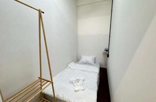 Downtown Krabi Hostel | Good Night Hostel