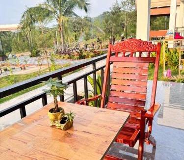 Daem Thkov Hotel | Relax Hill Bungalows
