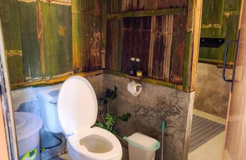 Mae Chaem House | WaTeeGro Homestay บ้านหว่าทีโกร โฮมสเตย์ แม่แจ่ม
