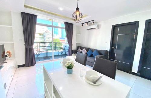 Chamkar Mon Apartment | PTH Residence
