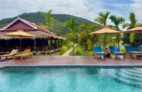 Kampot Resort | Secret Lake House