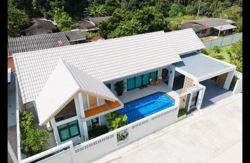 Nikhom Phatthana Villa | Songmee Pool Villa Nikompattana