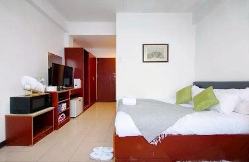 Bang Na Hotel | Xin Hotel at Udomsuk 25