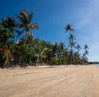 Bang Po Villa | Oceanfront Villa at Bang po Beach-Koh Rooms