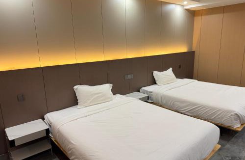Nong Rai Hotel | Chonburi Grand Hotel 春武里大酒店