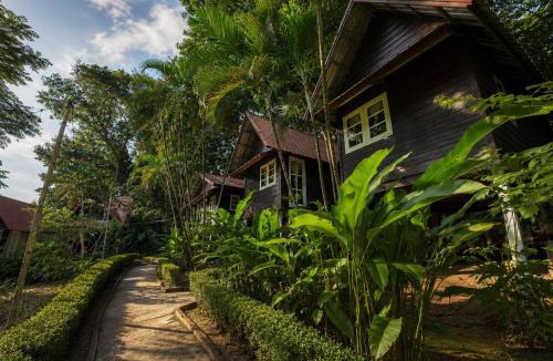 Bai Lan Resort | Vanara Resort