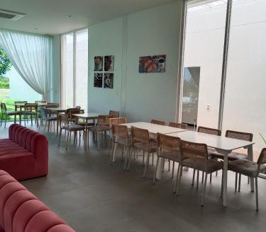 Lat Yao Hotel | Sweet Side Stay