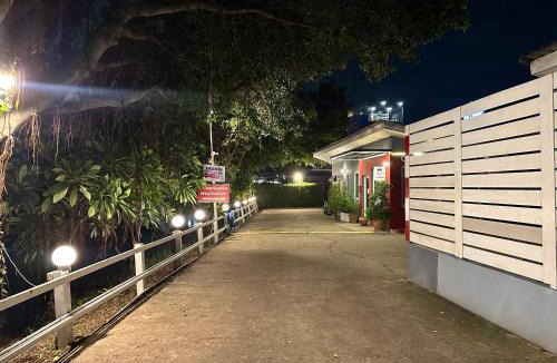 Bang Phli Resort | Love Box Resort
