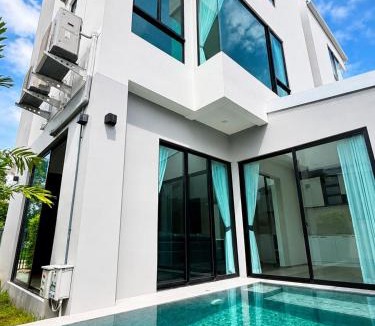 Lat Krabang House | Modern Pool Villa Near BKK Airport 6 Guests