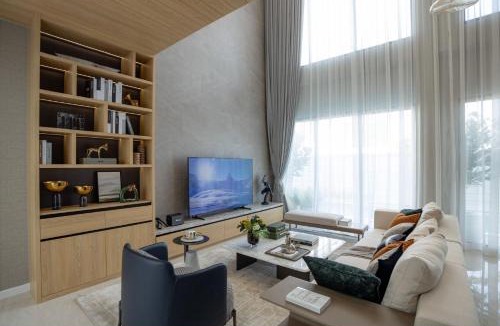 South Pattaya Villa | Luxury Pool Villa near Pattaya Walking Street