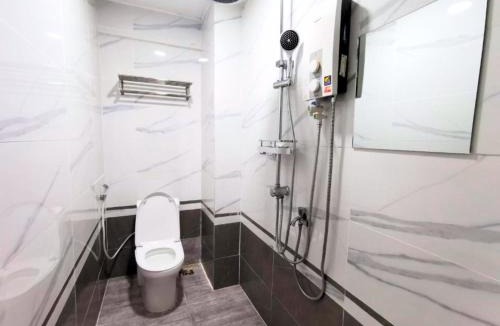 Mittakpheap Hotel | Invito Guesthouse