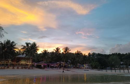 Daem Thkov Hotel | Stay in Paradise Koh Rong