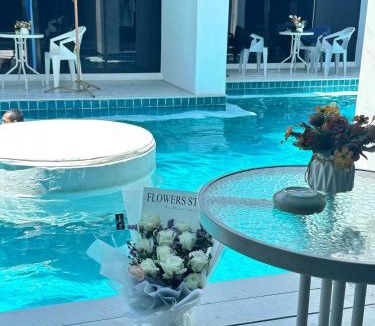 Jomtien House | Mona Lisa pool villa
