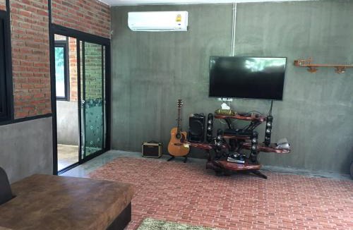 Ao Luek House | Peaceful house surrounding by nature Krabi Province