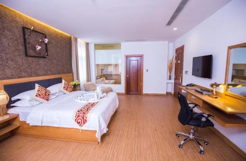 Prampir Makara Hotel | Orussey One Hotel & Apartment