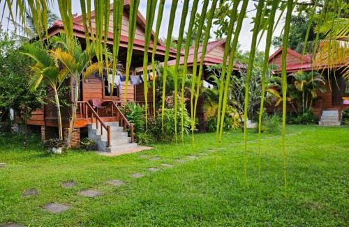 Kampot House | The Hidden Oasis Bungalows