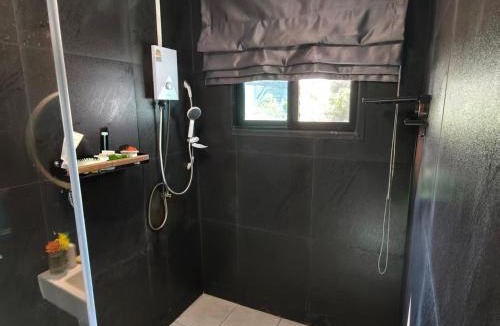 San Phak Wan Villa | 杭东独栋别墅Hangdong Life Villa 4BR Local Living Area