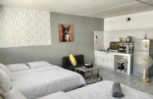 Ban Mai Hotel | IMPACT popular condo c5 แม่ตังค์