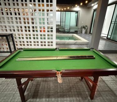 Nikhom Phatthana Villa | Kuekul Pool Villa