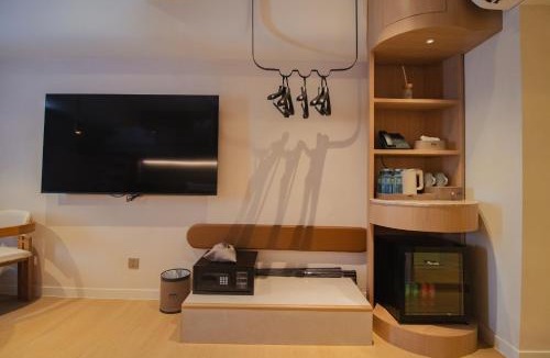 Ratchathewi Hotel | Marwin Terra Hotel