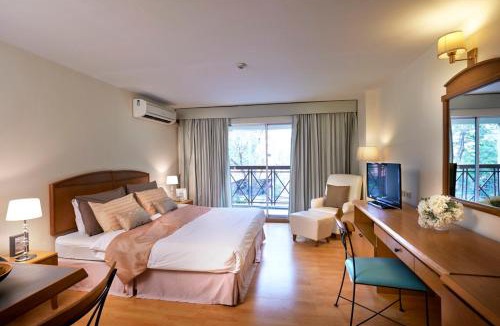 Lat Yao Apartment | Ravipha Residences