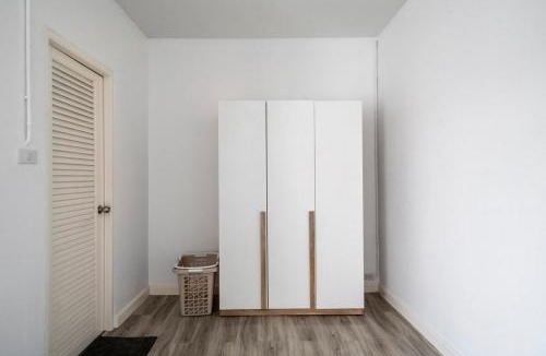 Prawet House | City Home 4BR near Hua Mak station with parking