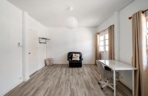 Prawet House | City Home 4BR near Hua Mak station with parking