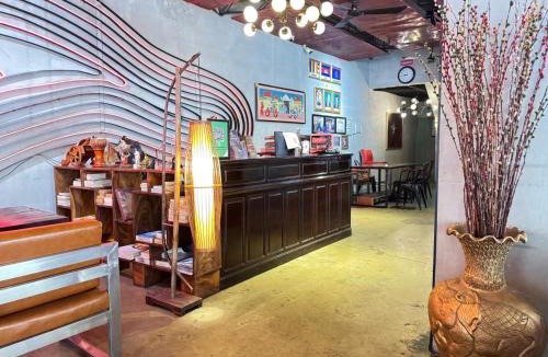 Daun Penh Hotel | Ostro Hotel