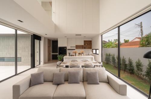 Chiang Mai Villa | Hillmont Villa Chiangmai 4BR Near Central Airport